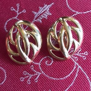 Vintage Napier Gold Clip Earrings